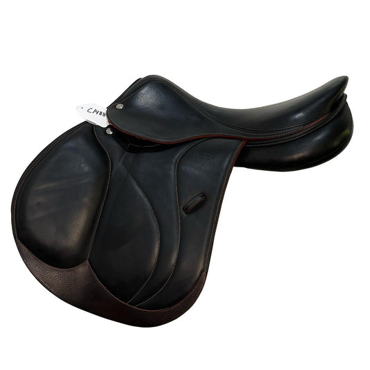 Devoucoux Biarritz O 17.5" Used Close Contact Saddle